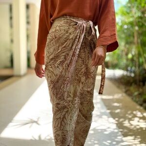 Floral Print Pareo